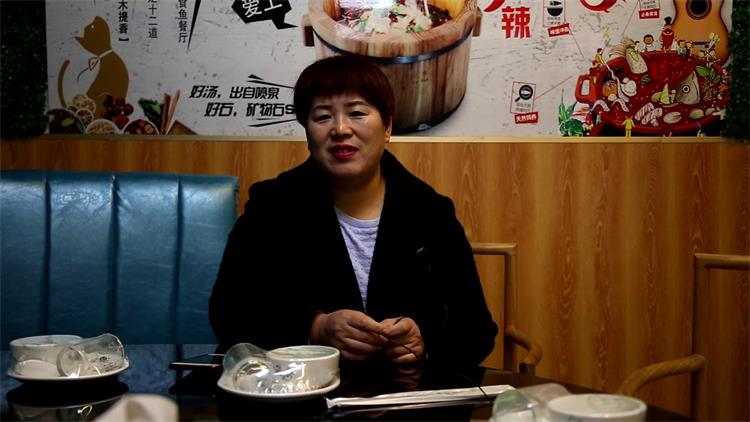魚(yú)你相伴噴泉魚(yú)火鍋連鎖-魚(yú)你相伴噴泉魚(yú)火鍋加盟條件-魚(yú)你相伴噴泉魚(yú)火鍋聯(lián)系電話(huà)